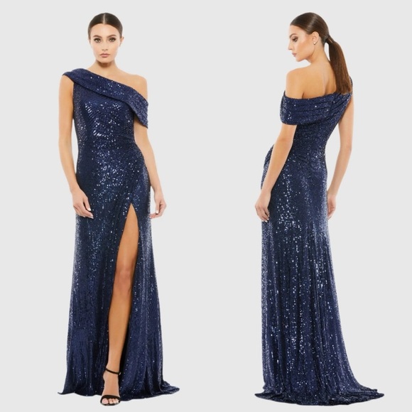 NWT Ieena for Mac Duggal 26550 Navy Sequined Drop Shoulder Gown Size 4 - Picture 1 of 11